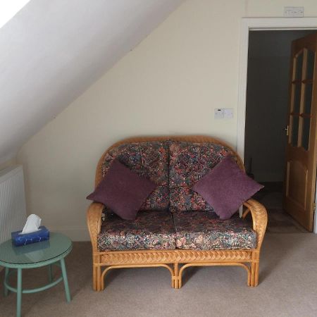 אבריסטוויט Llyswen Large Bedroom In Top Part Of Bungalow With Garden View And Balcony Sleeps Three מראה חיצוני תמונה